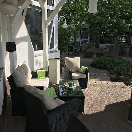 Sport- Und Tagungshotel Kenzingen Exterior foto